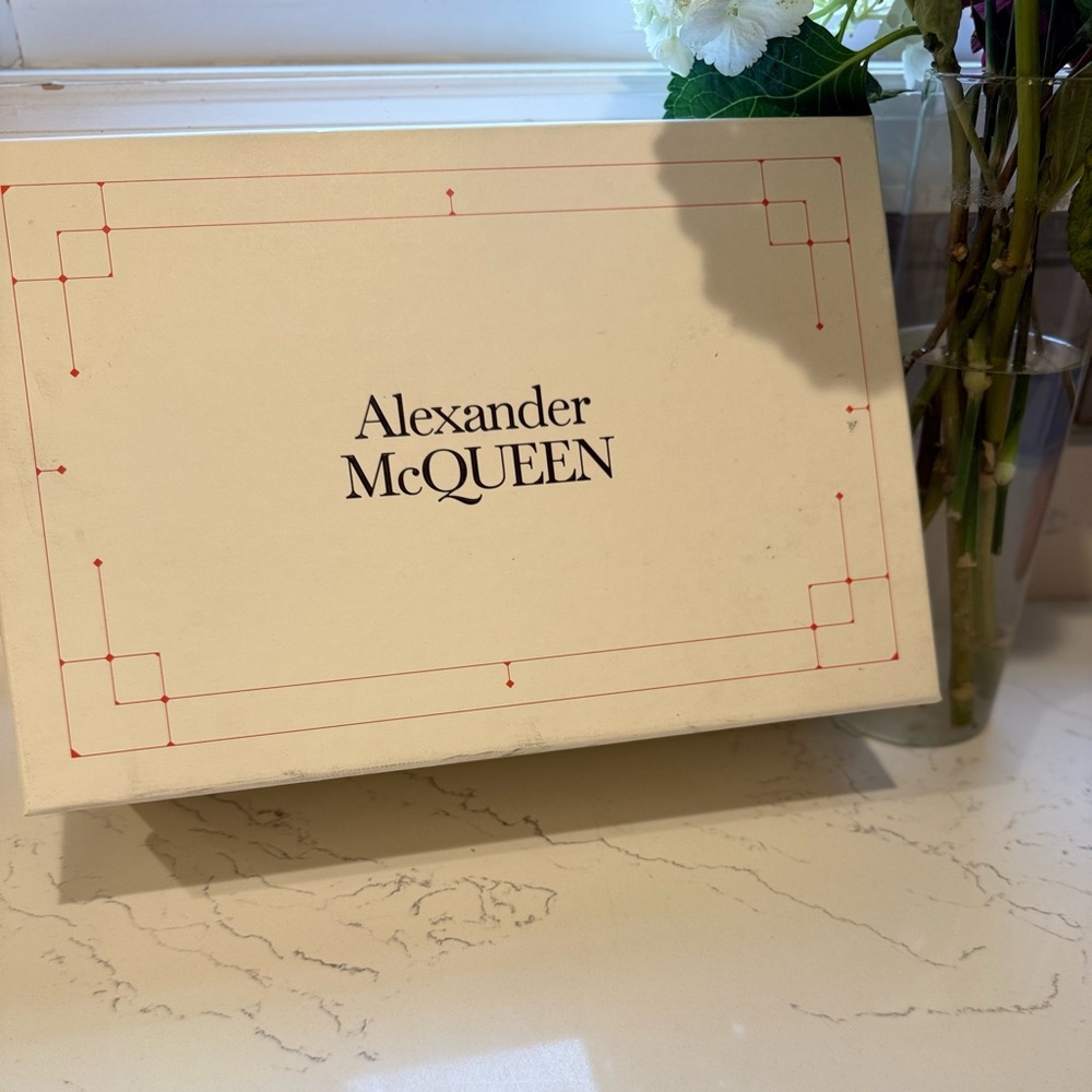 Alexander McQueen Black Dress Shoes Elegant Design